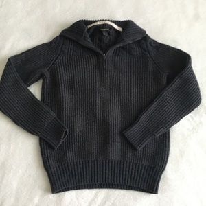 Banana Republic Knit Sweater Small